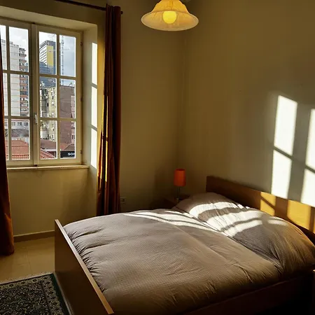 Amazing View & Location -central Apartman